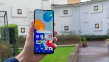 Xiaomi Redmi Note 11 test par ExpertReviews