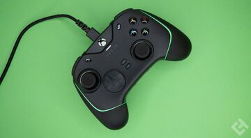 Razer Wolverine V2 test par CharlesTech