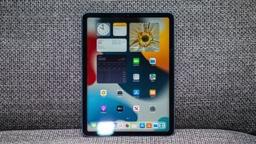 Apple iPad Air - 2022 test par ExpertReviews