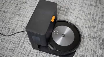 iRobot Roomba J7 testé par CharlesTech iRobot Roomba J7 testé par CharlesTech