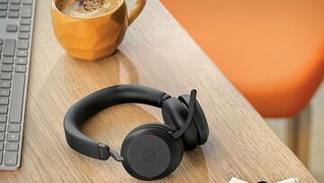 Jabra Evolve2 75 reviewed by PCMag Jabra Evolve2 75 reviewed by PCMag