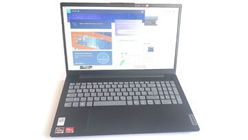 Lenovo V15 test par NotebookCheck