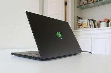 Razer Blade 17 test par DigitalTrends