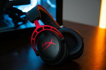 HyperX Cloud Alpha Wireless test par DigitalTrends