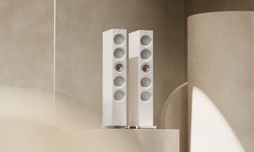 Anlisis KEF Reference 5 Meta