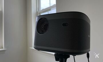 XGIMI Horizon Pro testé par KnowTechie XGIMI Horizon Pro testé par KnowTechie