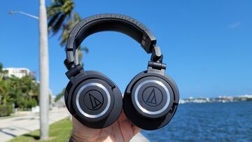 Audio-Technica ATH-M50xBT test par Laptop Mag