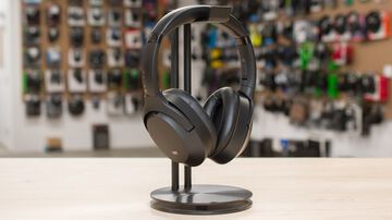 Razer Opus reviewed by RTings