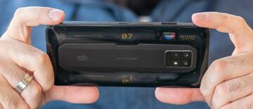 Nubia RedMagic 7 Pro testé par GSMArena Nubia RedMagic 7 Pro testé par GSMArena