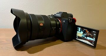 Sony test par HardwareZone Sony test par HardwareZone