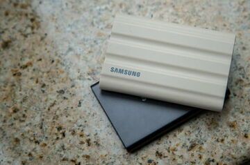 Samsung T7 Shield testé par DigitalTrends Samsung T7 Shield testé par DigitalTrends