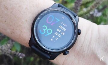 TicWatch Pro 3 reviewed by KnowTechie