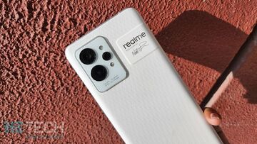 Realme GT2 Pro reviewed by HT Tech