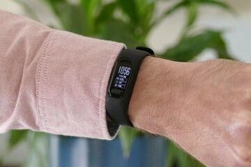 Garmin Vivosmart 5 testé par DigitalTrends Garmin Vivosmart 5 testé par DigitalTrends
