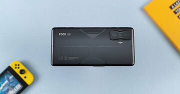 Xiaomi Poco F4 GT reviewed by GadgetByte