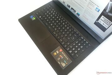 MSI Vector GP76 testé par NotebookCheck MSI Vector GP76 testé par NotebookCheck