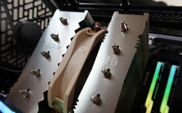 Noctua NH-D12L test par Club386