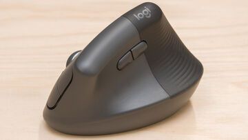 Logitech Lift reviewed by RTings