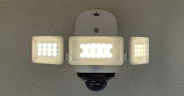 Eufy Floodlight Cam 2 Pro test par TechStage