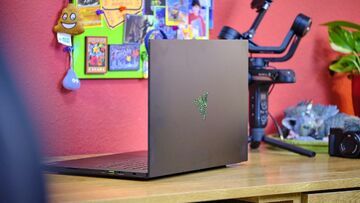 Razer Blade 15 test par ComputerHoy