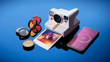 Polaroid Now testé par Creative Bloq Polaroid Now testé par Creative Bloq