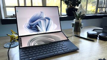 Asus ZenBook Pro 14 reviewed by Glitched