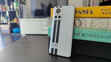Realme GT Neo 3 testé par Tech Advisor Realme GT Neo 3 testé par Tech Advisor