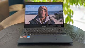 Asus Zenbook S 13 OLED testé par Tom's Guide (FR) Asus Zenbook S 13 OLED testé par Tom's Guide (FR)