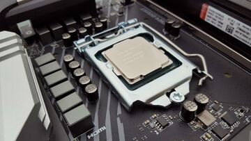 Test Intel Core i3-8350K