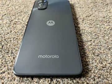 Motorola Moto G22 test par MobileTechTalk