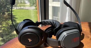Corsair HS70 Review