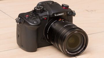 Panasonic Lumix GH5S reviewed by RTings