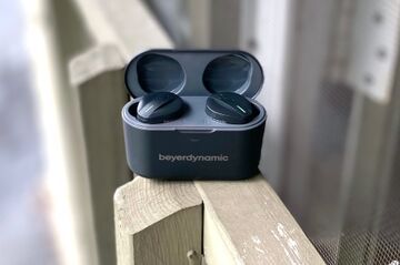 Beyerdynamic Free BYRD testé par DigitalTrends Beyerdynamic Free BYRD testé par DigitalTrends