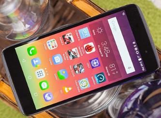 Alcatel OneTouch Idol 3 test par PCMag Alcatel OneTouch Idol 3 test par PCMag