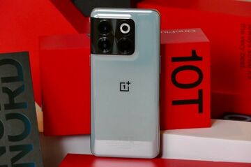 OnePlus 10T reviewed by DigitalTrends OnePlus 10T reviewed by DigitalTrends