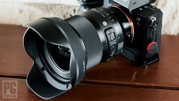 Sigma 20mm F1.4 reviewed by PCMag