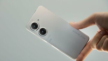 Asus Zenfone 9 testé par Multiplayer.it Asus Zenfone 9 testé par Multiplayer.it