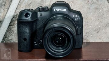 Canon EOS R7 testé par PCMag Canon EOS R7 testé par PCMag