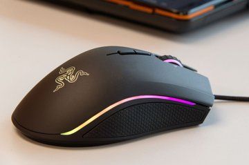 Razer Mamba Tournament Edition test par DigitalTrends Razer Mamba Tournament Edition test par DigitalTrends