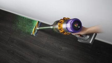 Dyson V15 Detect Absolute reviewed by L&B Tech