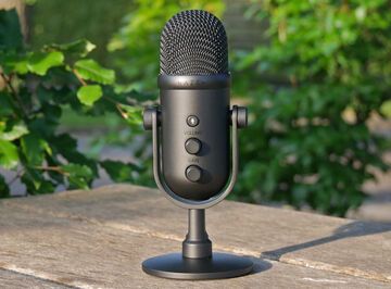 Razer Seiren V2 test par TechGaming Razer Seiren V2 test par TechGaming