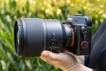 Samyang 35 mm Review: 2 Ratings, Pros and Cons