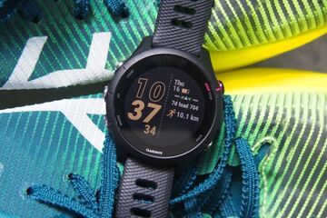Garmin Forerunner 255 testé par Pocket-lint Garmin Forerunner 255 testé par Pocket-lint