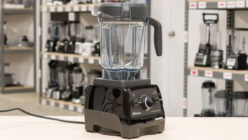 Vitamix Professional Series 750 reviewed by RTings