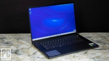 Dell Inspiron 16 Plus testé par PCMag Dell Inspiron 16 Plus testé par PCMag