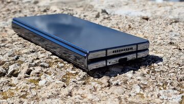 Samsung Galaxy Z Fold 4 reviewed by L&B Tech Samsung Galaxy Z Fold 4 reviewed by L&B Tech
