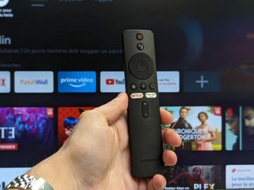 Xiaomi Mi TV Stick reviewed by CNET France Xiaomi Mi TV Stick reviewed by CNET France