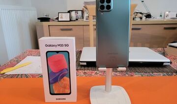 Samsung Galaxy M33 Review