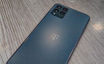 T-Mobile Revvl 6 Pro test par TechAeris