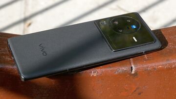 Samsung Galaxy S22 Ultra test par TechRadar